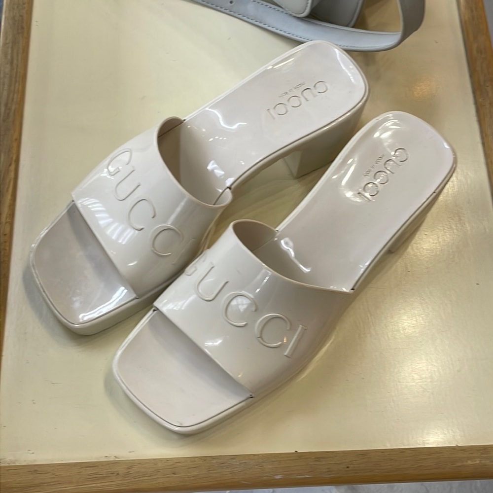 Gucci jelly heels
